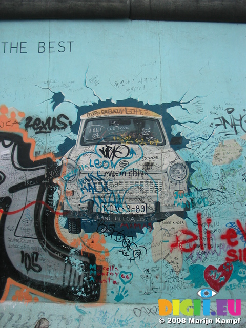 25283 Trabant graffiti on Berlin wall